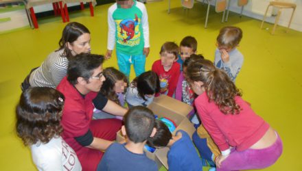 (Español) CHARLAS INFANTILES EN CENTROS EDUCATIVOS